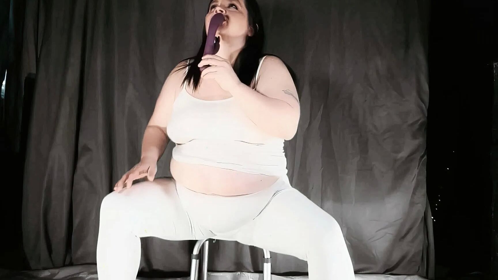 So Horny I Squirt Twice Photoset