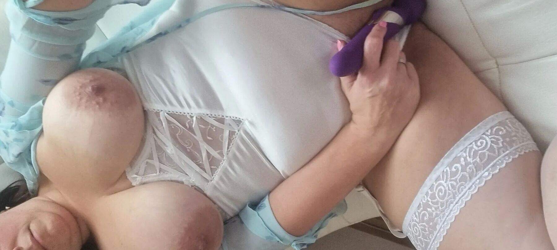 Busty milf play in sofa