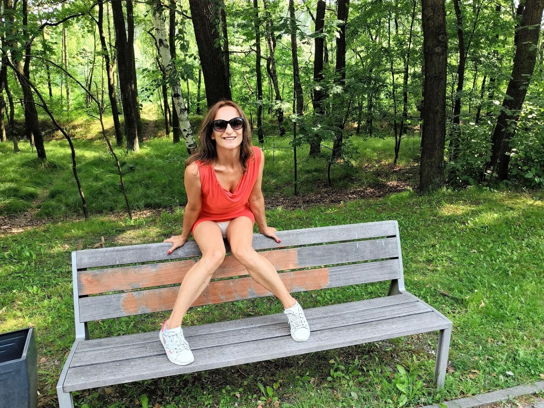 Outdoor public flashing