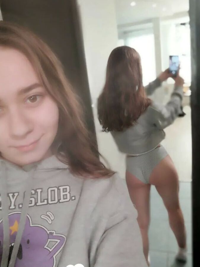 Just an amateur session of taking nudes