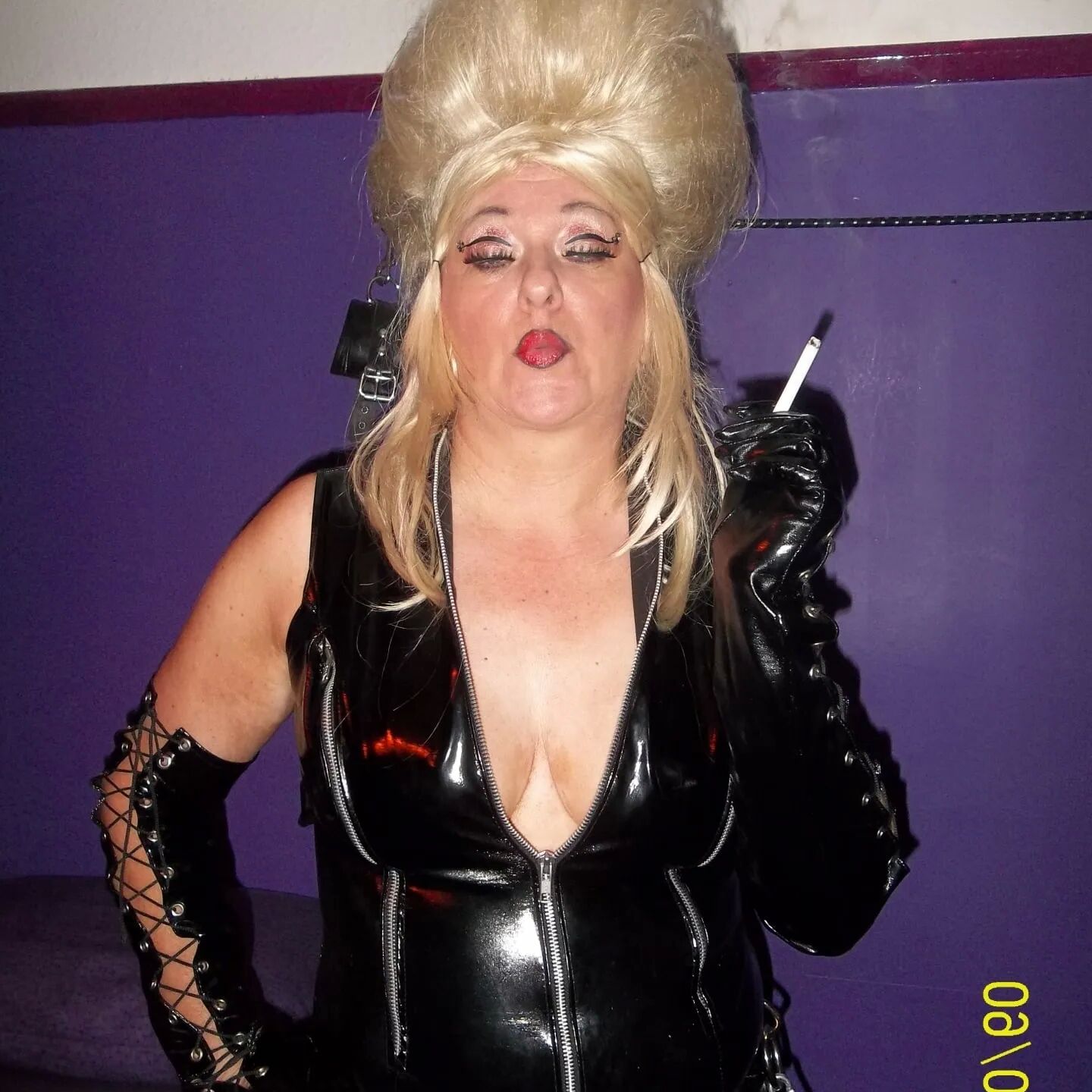 SHIRLEY SLUT 252