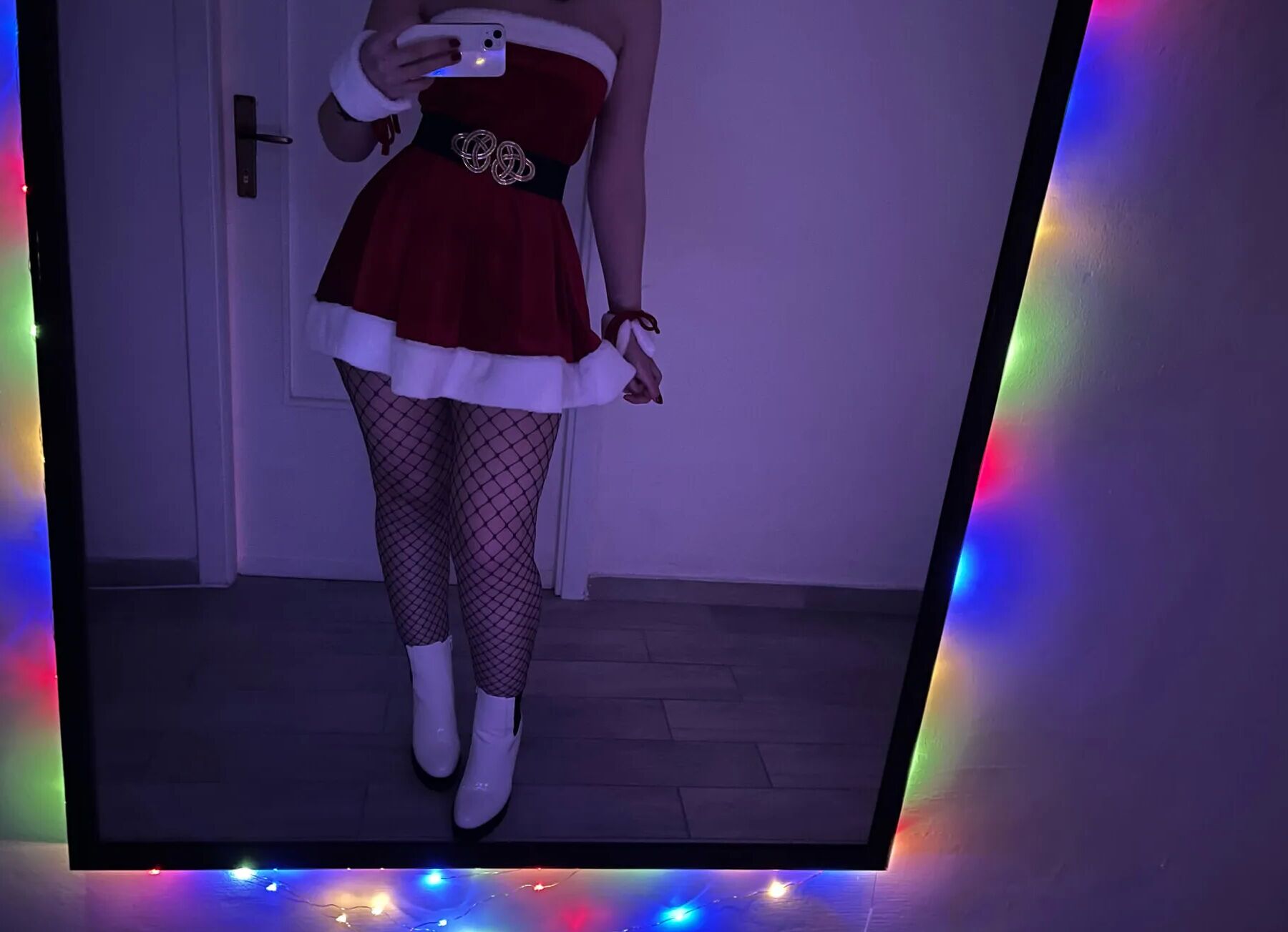 High Heels Bootjob CBT Ballbusting Cock Crush Trample