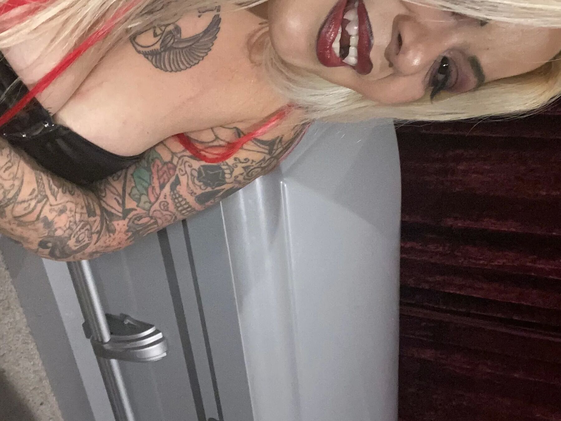 SinRose such a hot milf