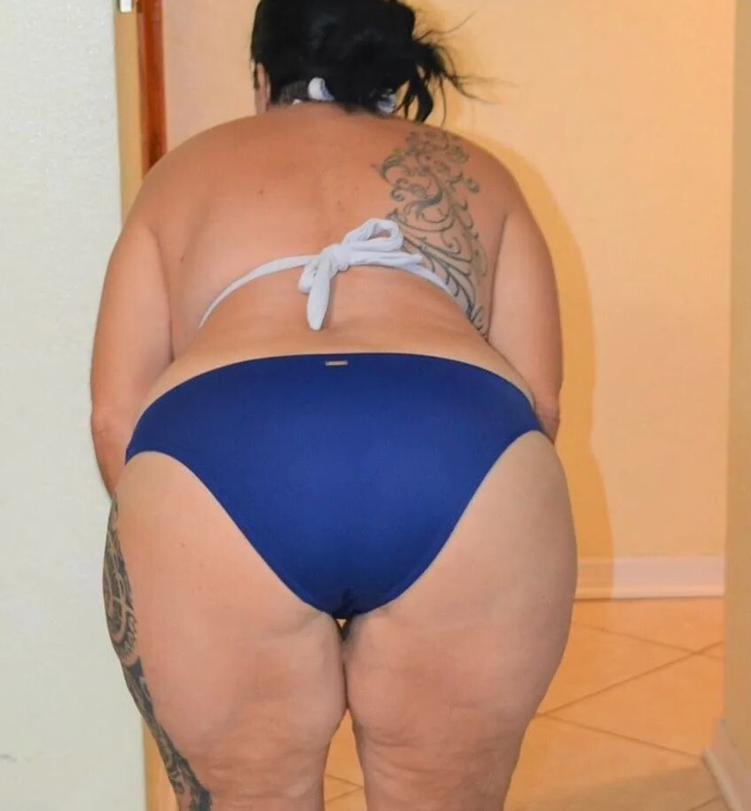 Fuck Toy Bikini Pics
