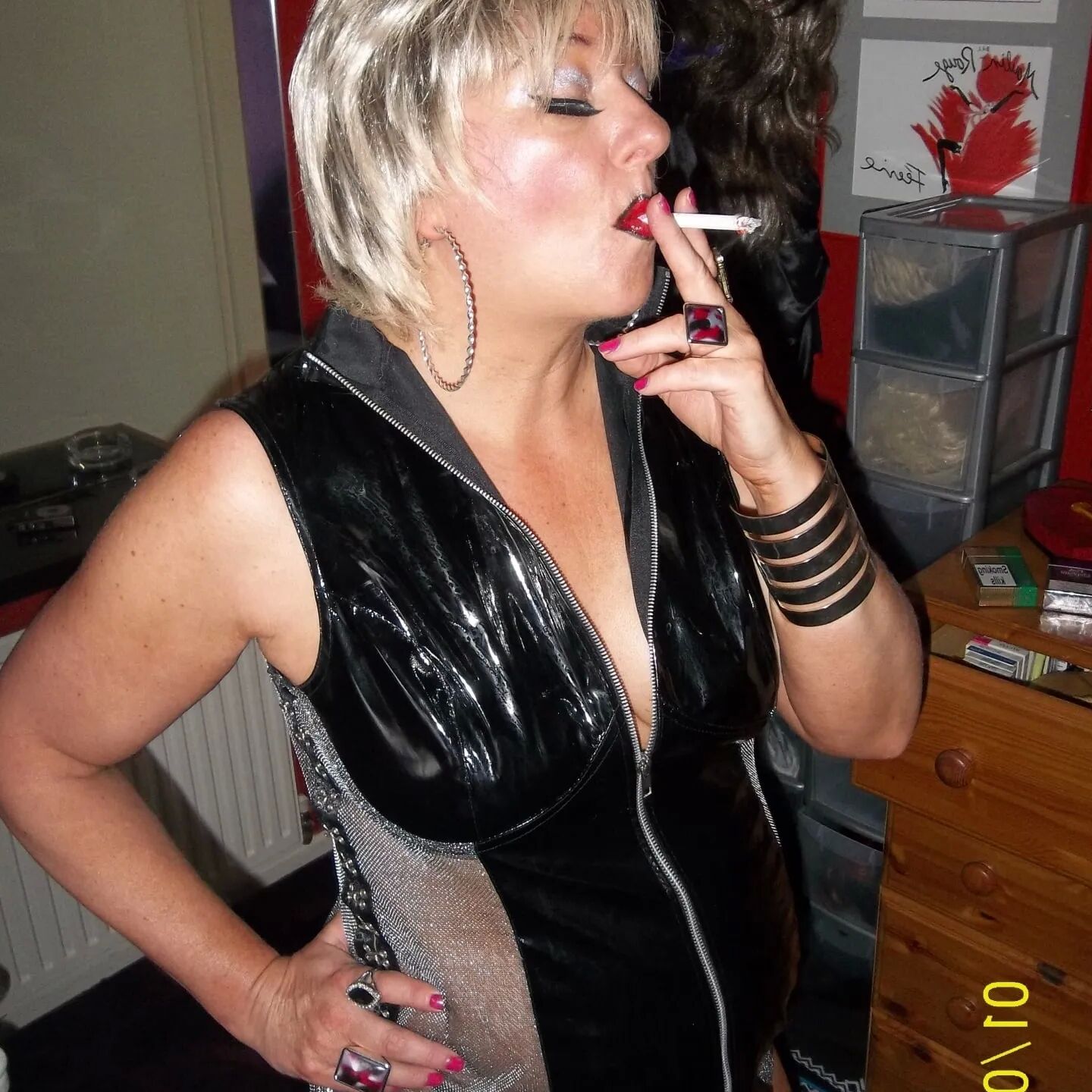 SHIRLEY SLUT 230