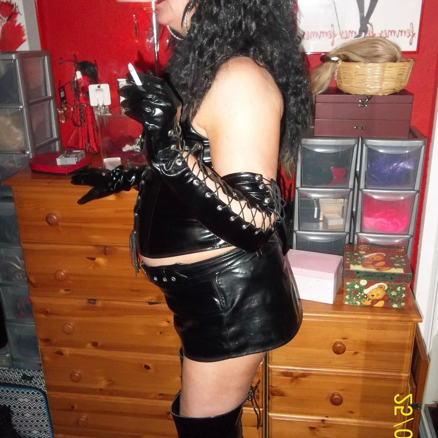 SHIRLEY SLUT 225
