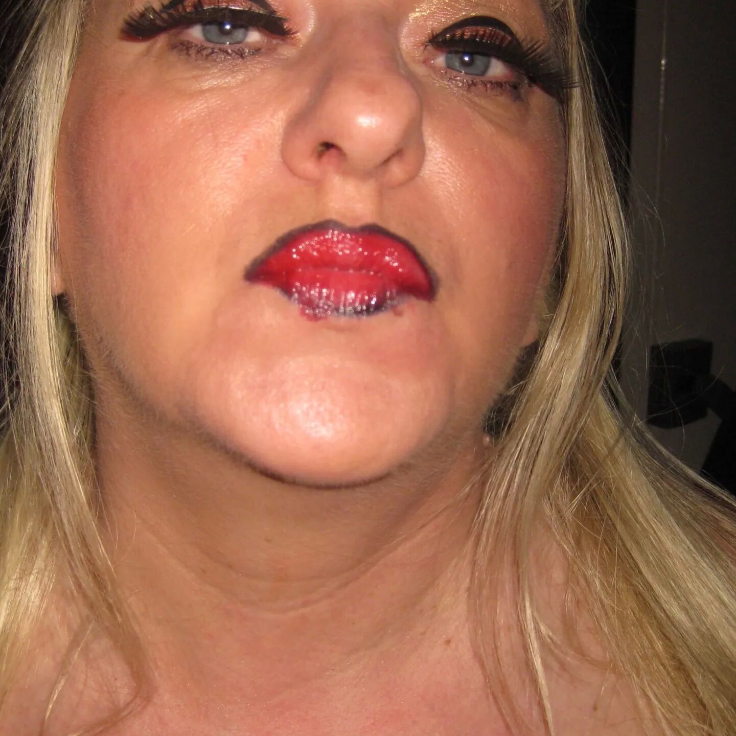 SHIRLEY SLUT 220