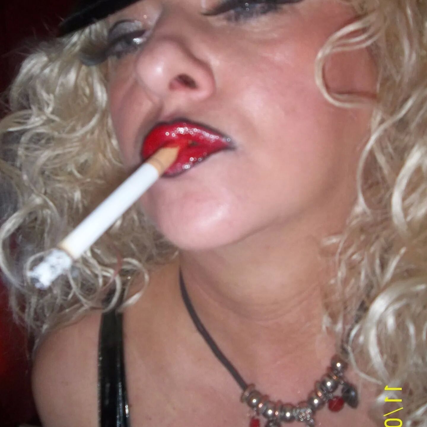 SHIRLEY SLUT 218