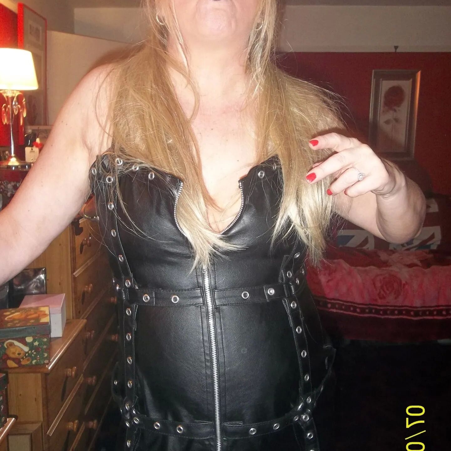 SHIRLEY SLUT 216 A