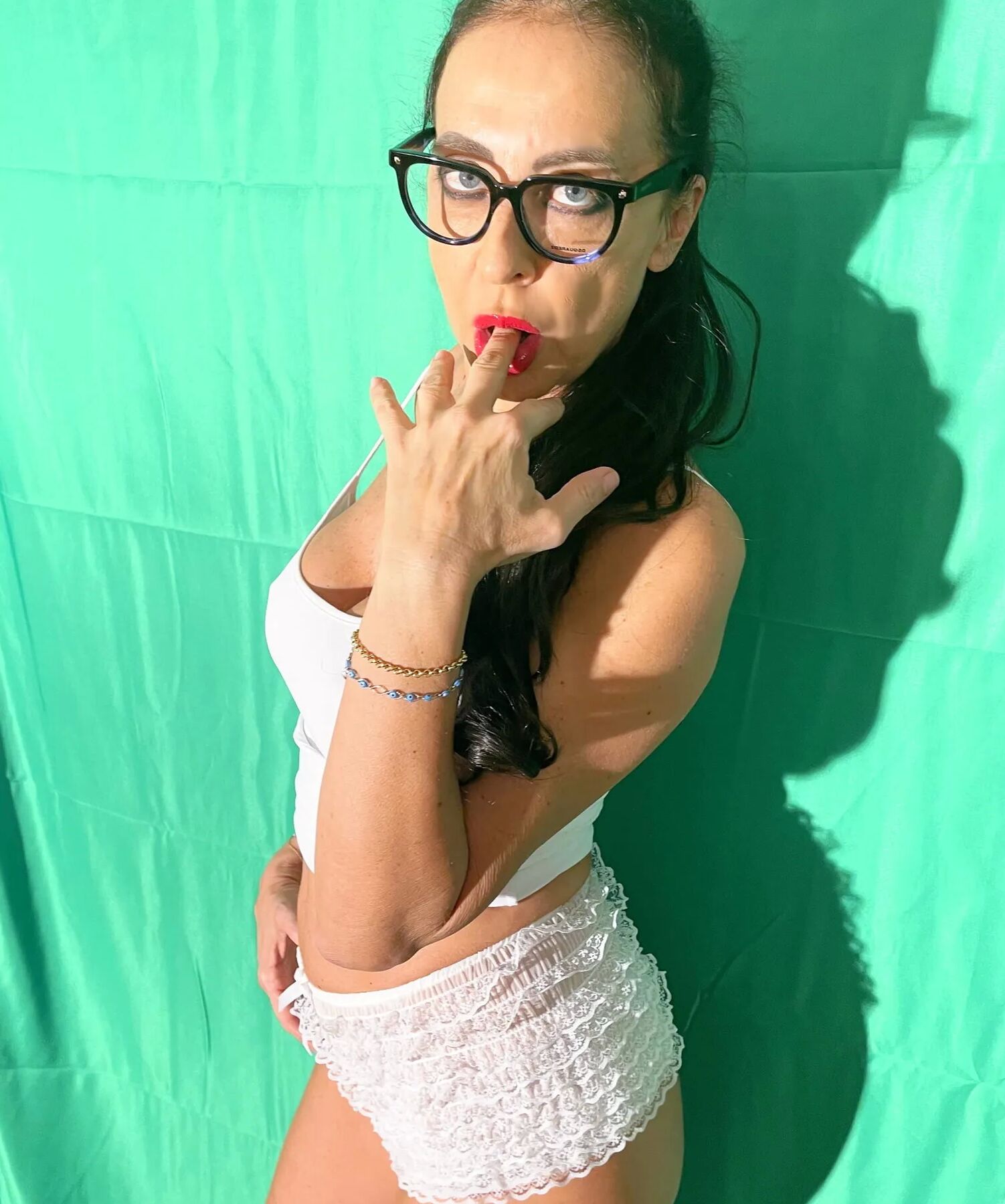 Slutty mature with white boots