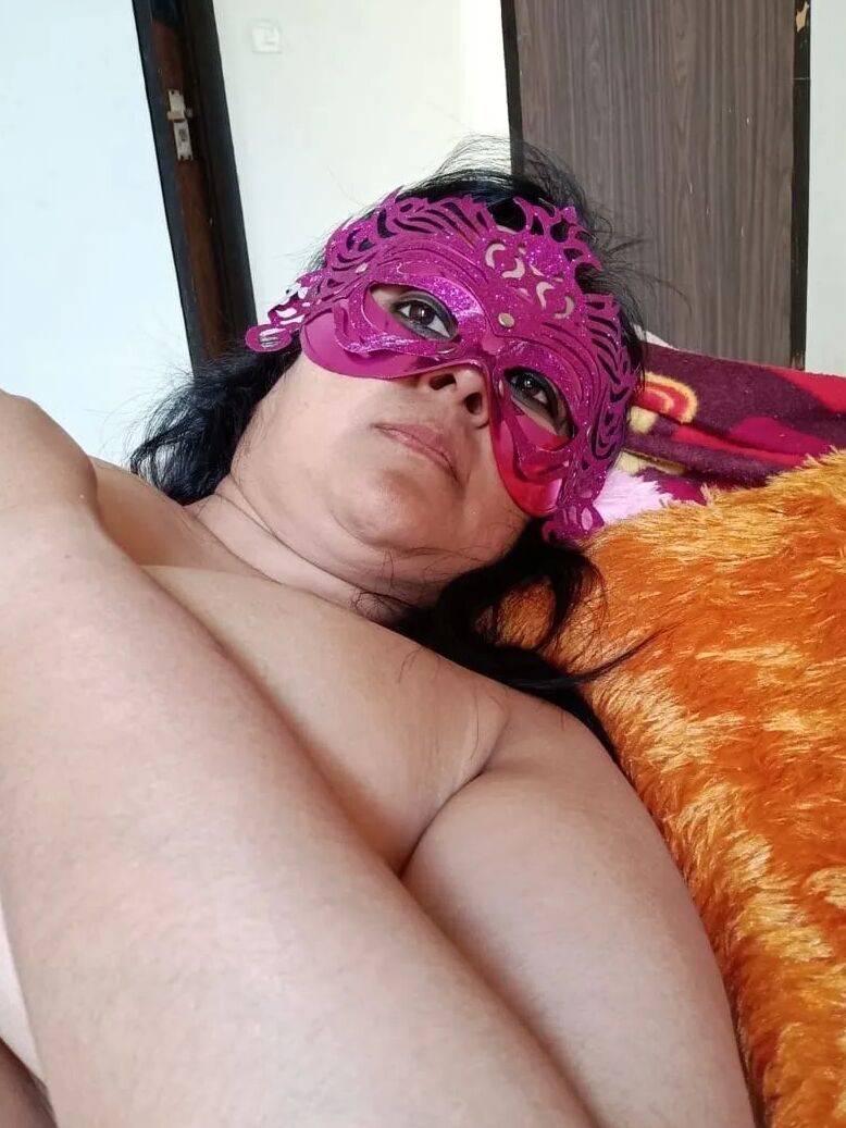 Lustful Mom