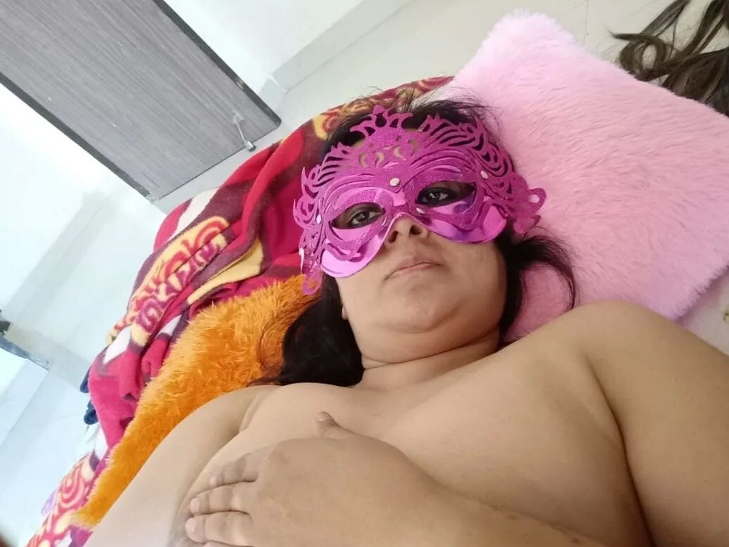 Lustful Mom