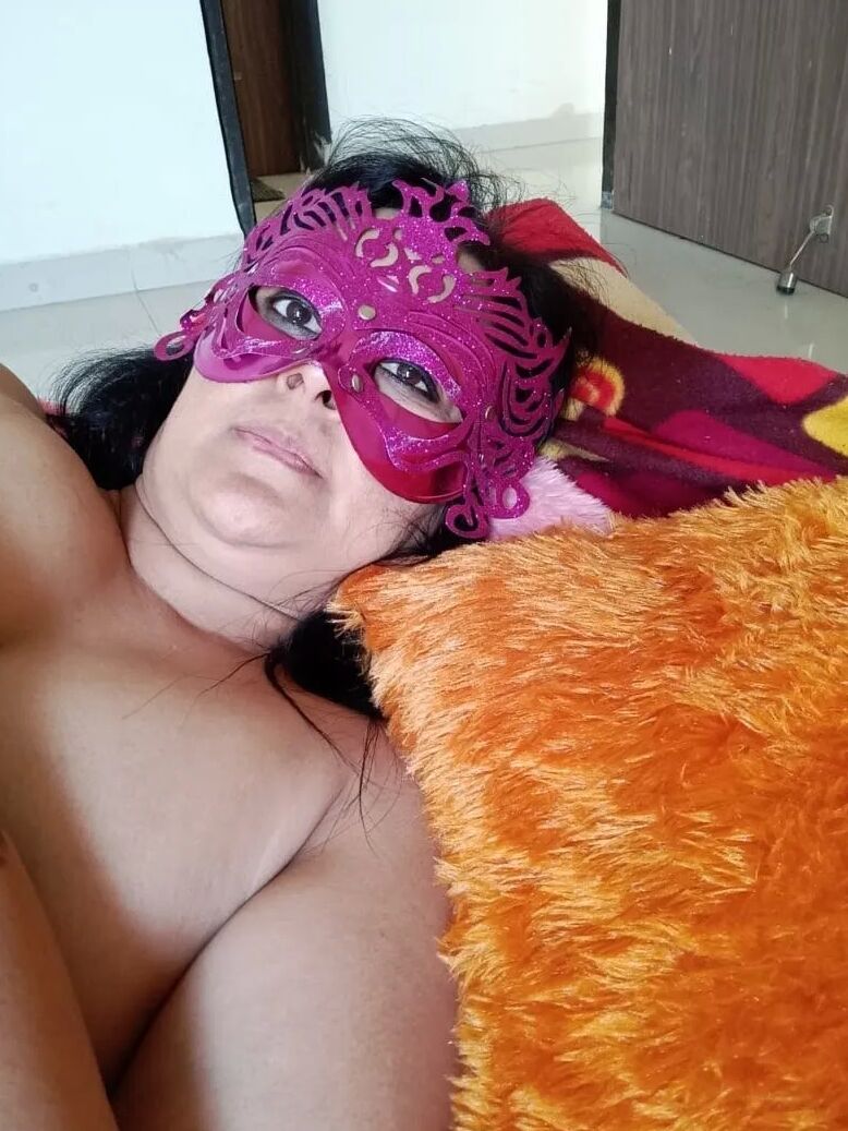 Lustful Mom