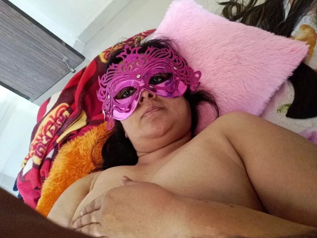 Lustful Mom