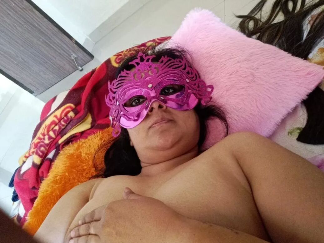 Lustful Mom