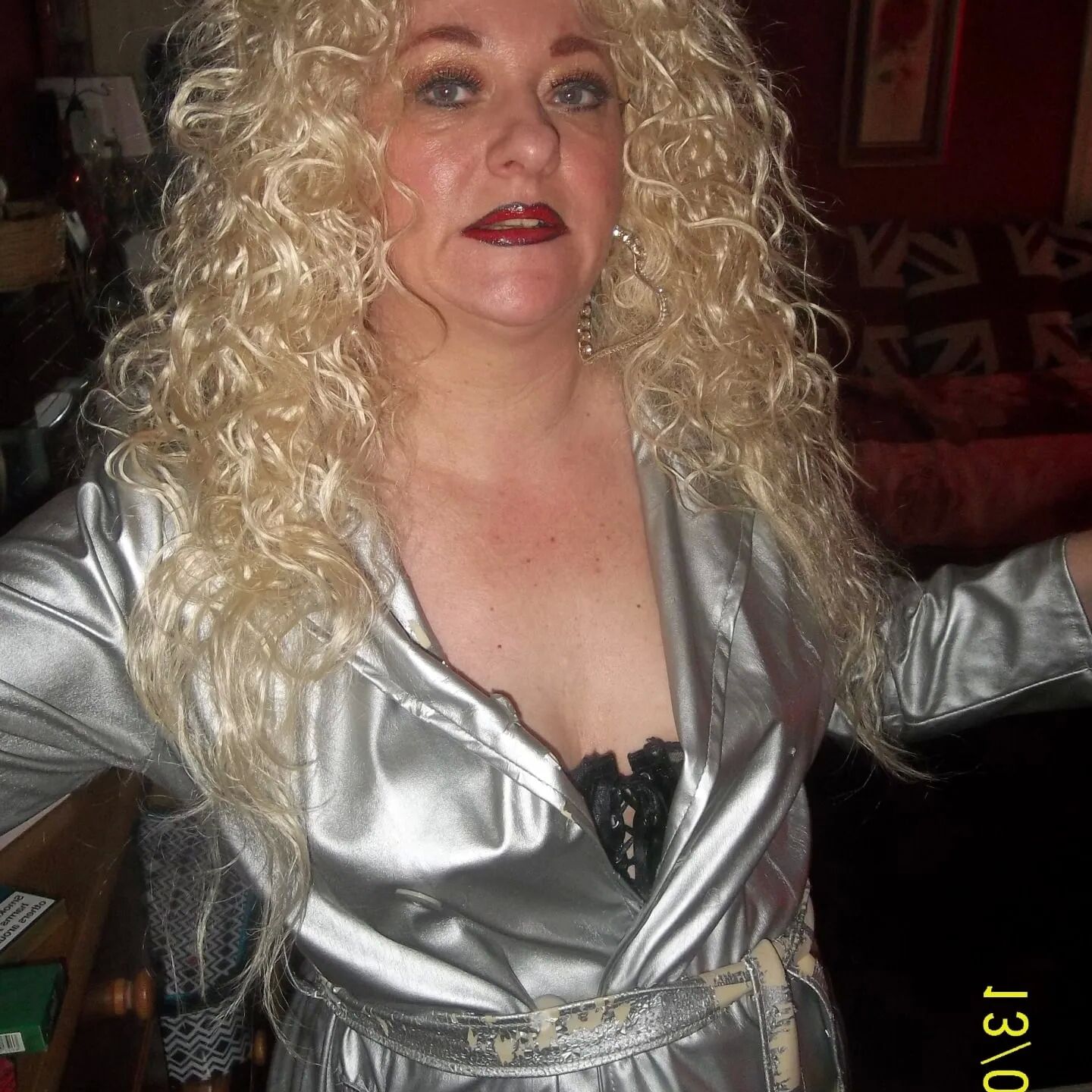 SHIRLEY SLUT 205