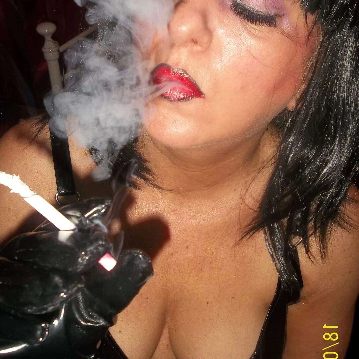 SHIRLEY SLUT 208