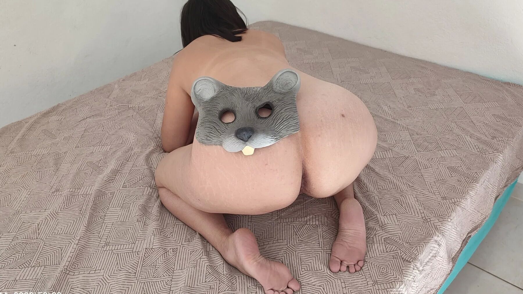 BED COUPLE SEXY , WOMAN YUMMY VERY GOOD
