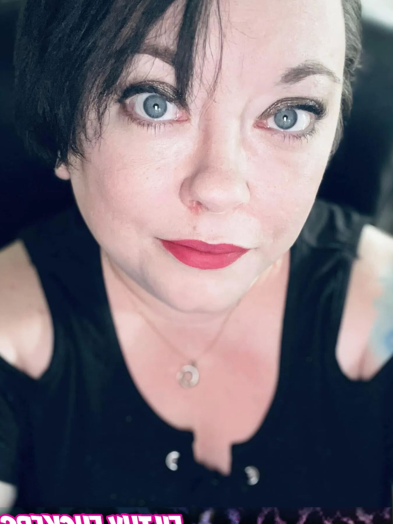 Tina Snua Selfies #10