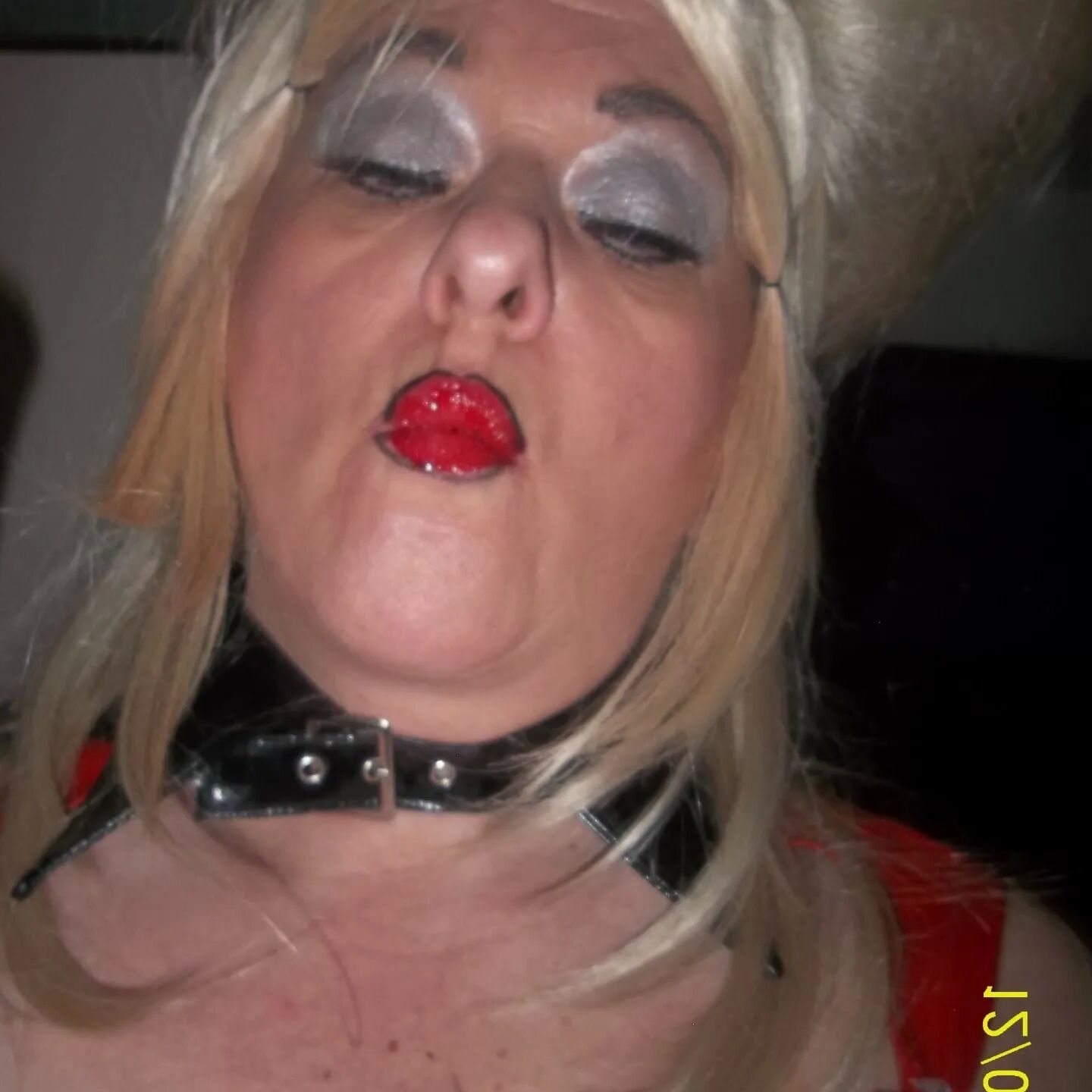 SHIRLEY SLUT 204