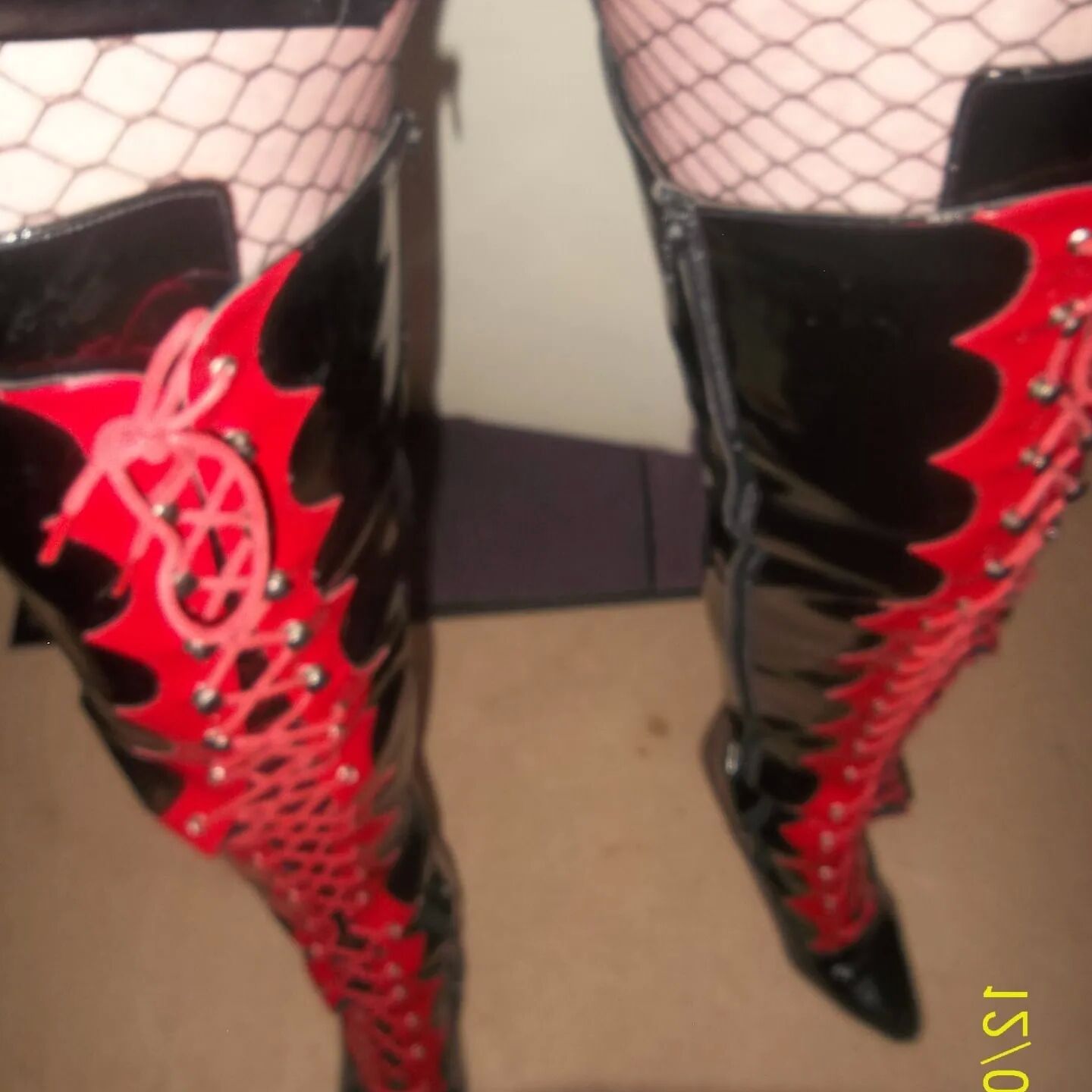 SHIRLEY SLUT 204