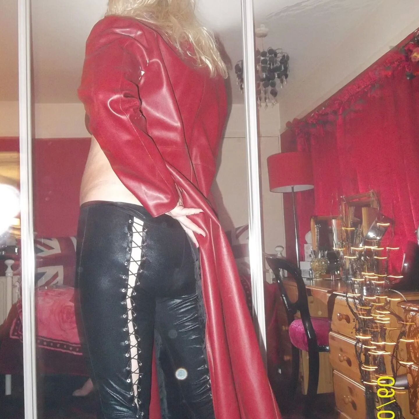 SHIRLEY SLUT 203