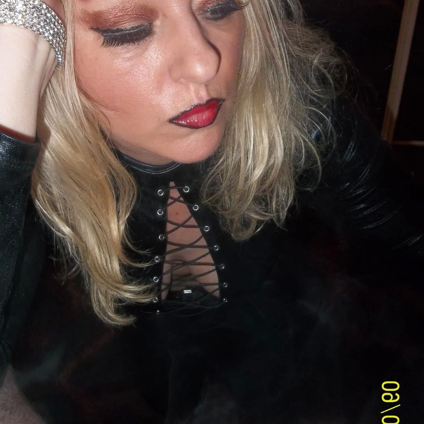 SHIRLEY SLUT 203
