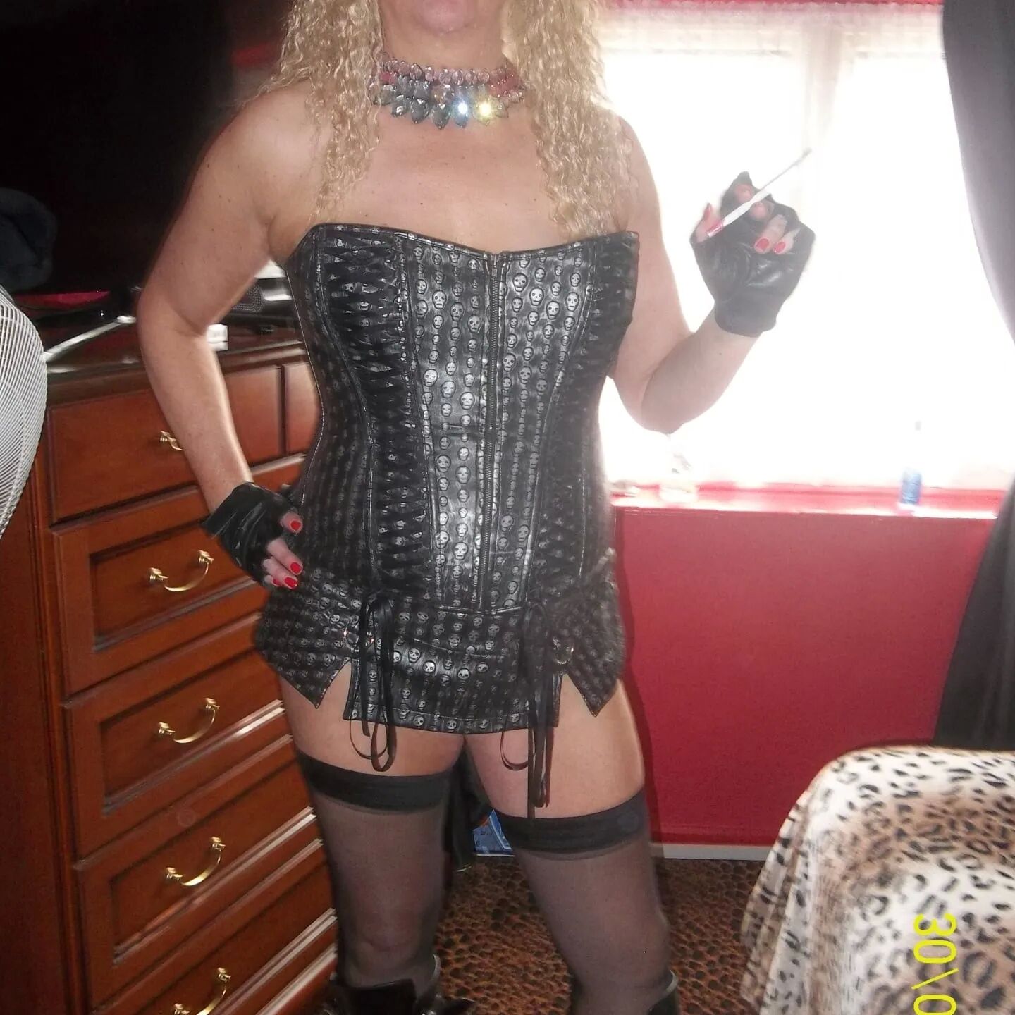 SHIRLEY SLUT 198
