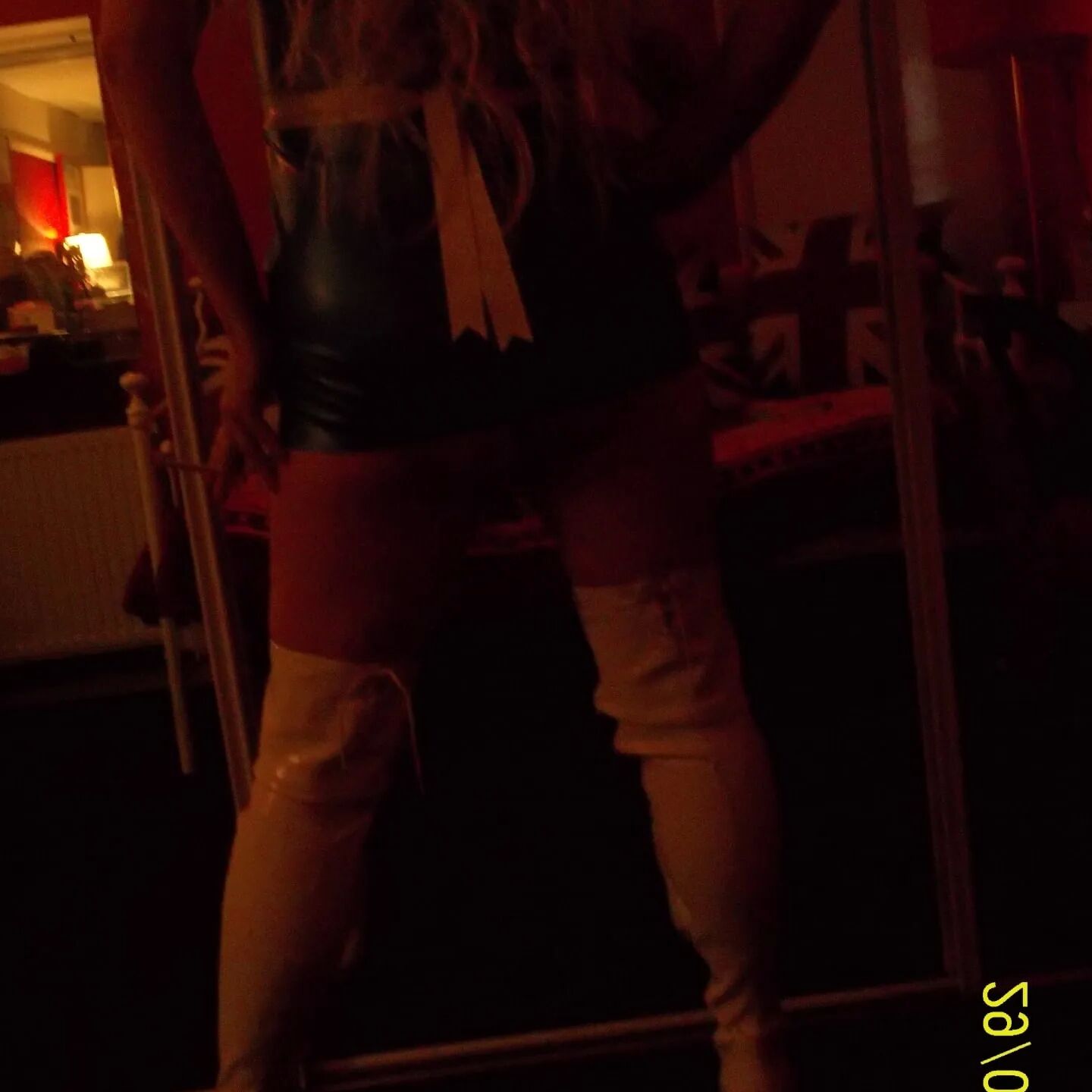 SHIRLEY SLUT 197