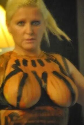Ellen from Clubke