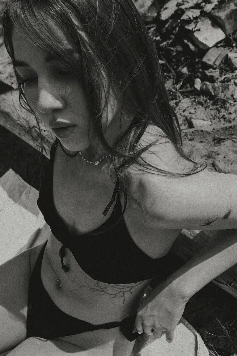 Lisa Free Photos