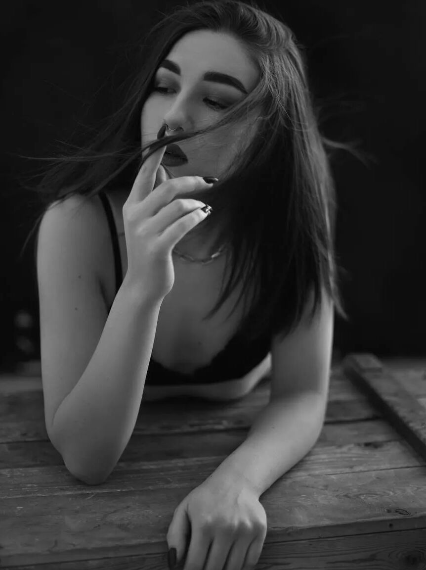 Lisa Free Photos