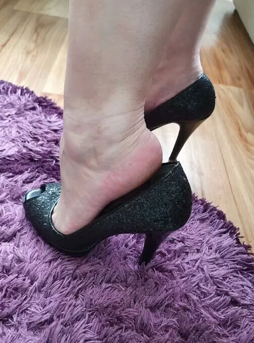 High heels feet mistress agata