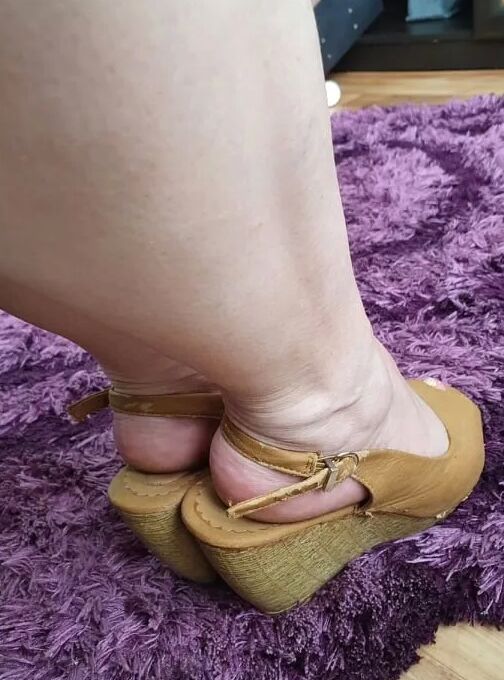 Wedges feet mistress agata
