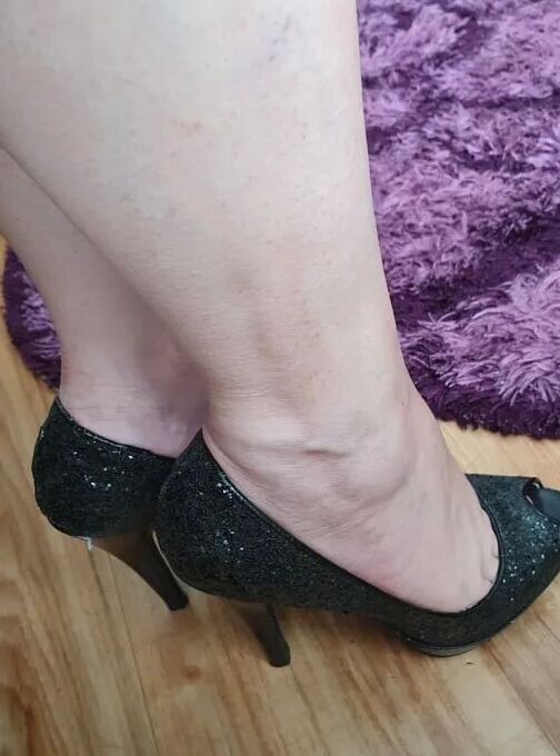 High heels feet mistress agata