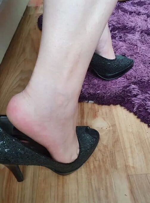 High heels feet mistress agata