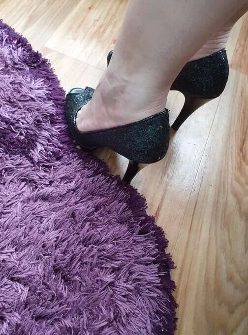 High heels feet mistress agata