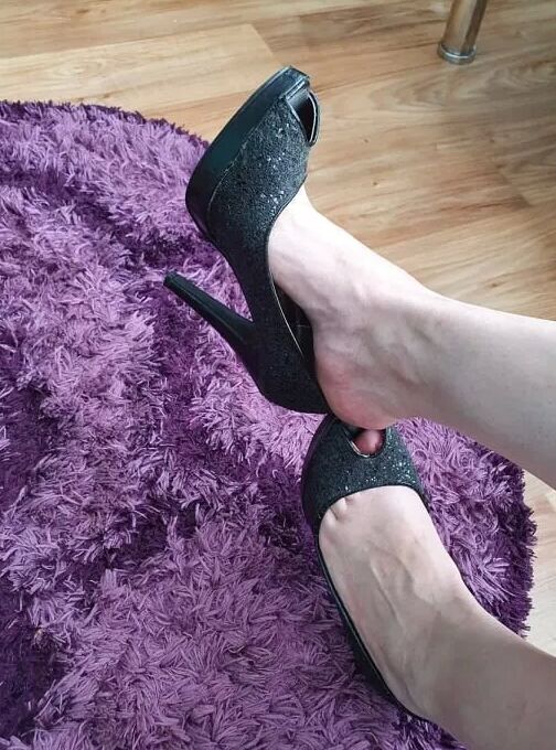 High heels feet mistress agata