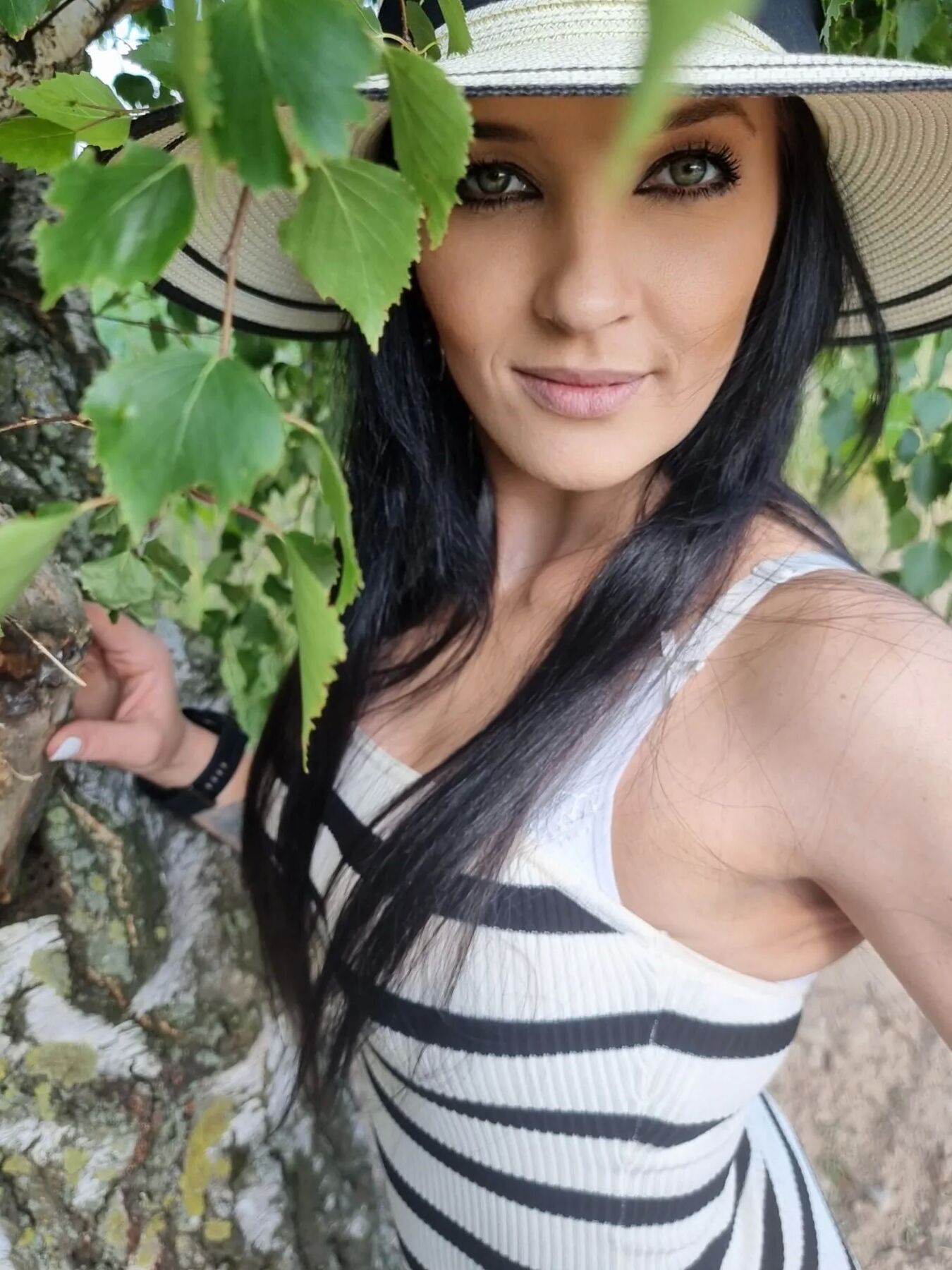 Model Pictures Emili Aliston