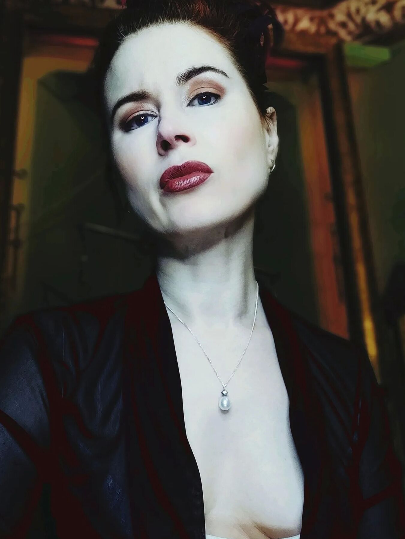 Worship me