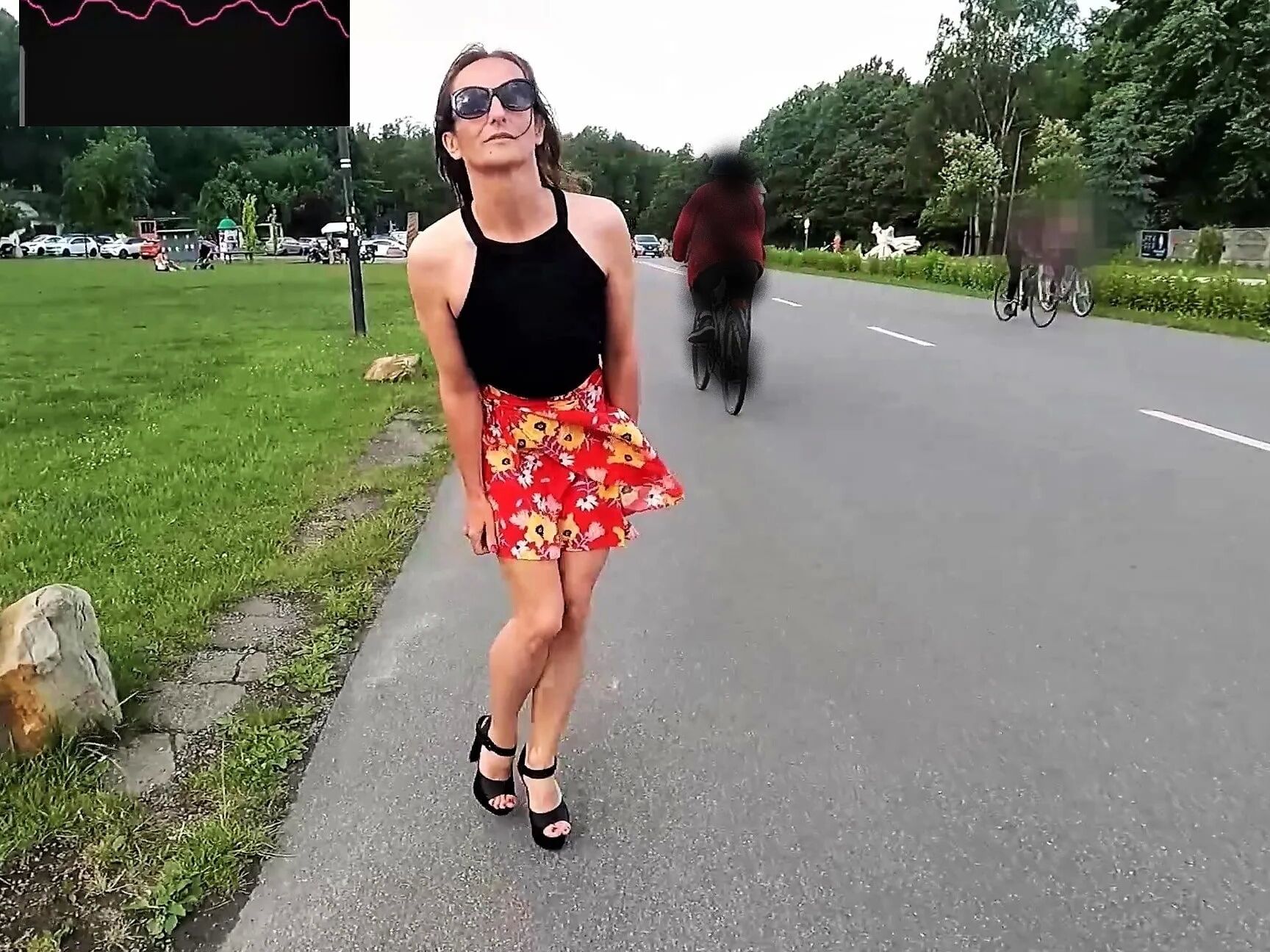 Public flashing in the Park with a Remote Vibrator