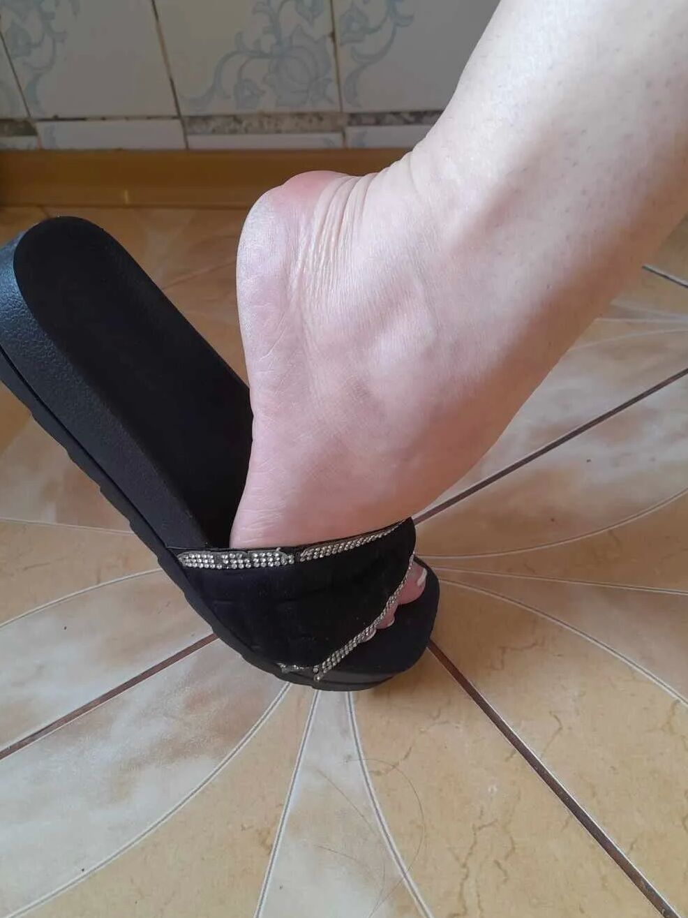 My sexy feet flip flop