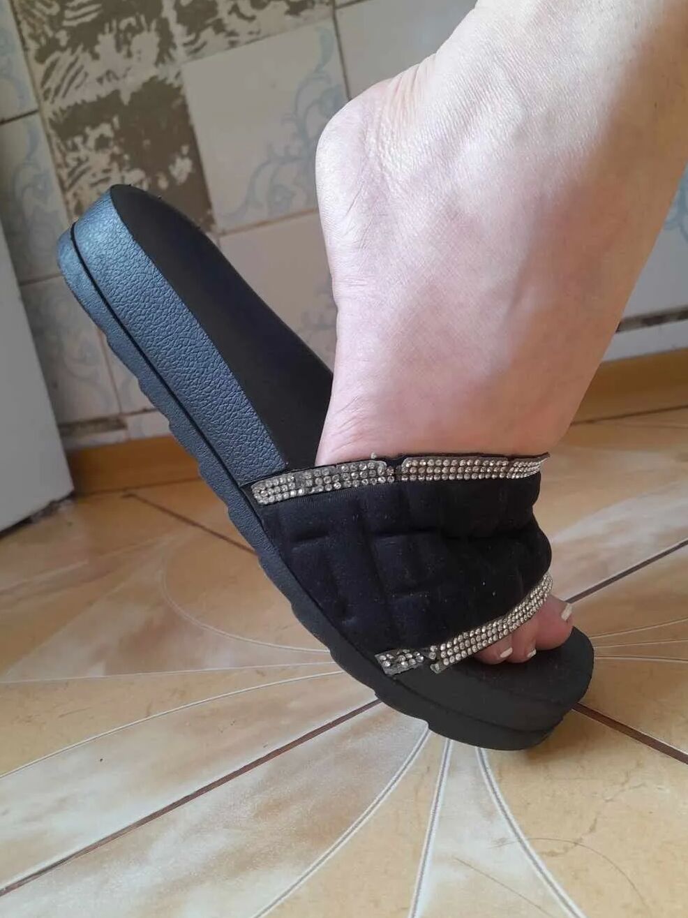 My sexy feet flip flop