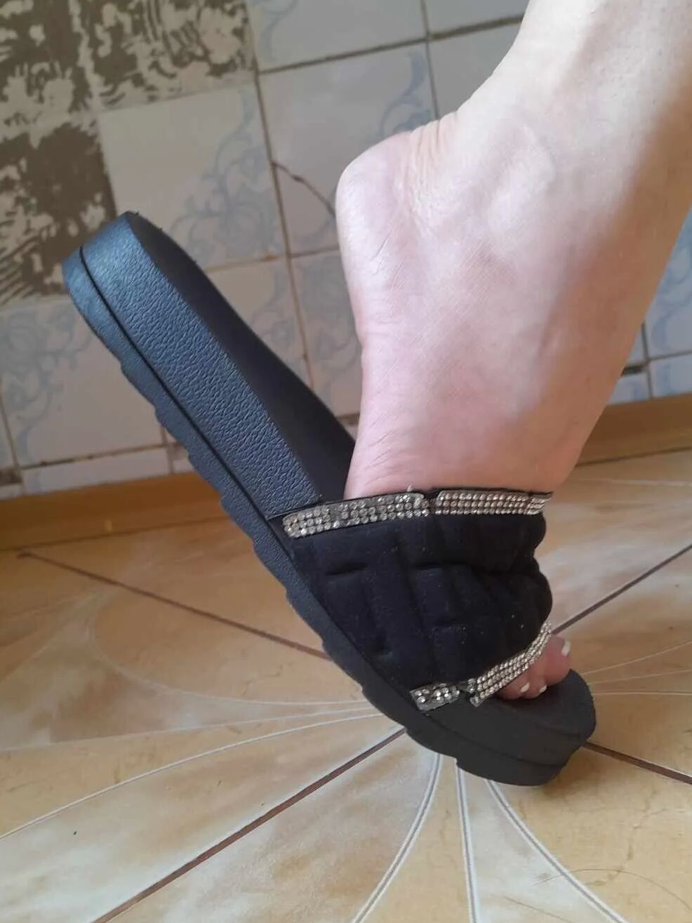 My sexy feet flip flop