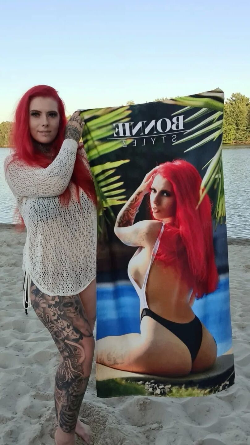 Bonnie Stylez - Promo Badehandtücher