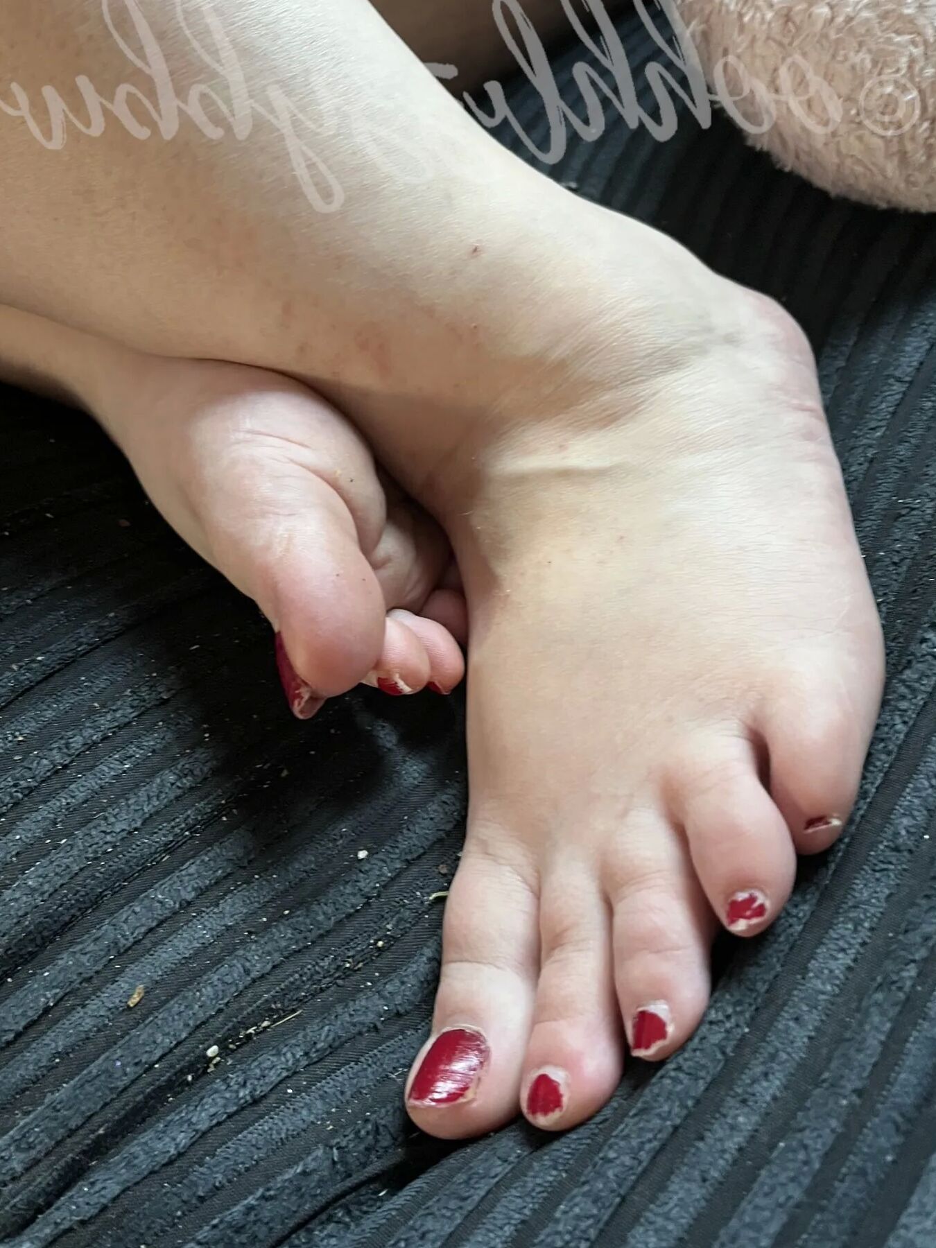 For the foot lover, paricularly BBW feet