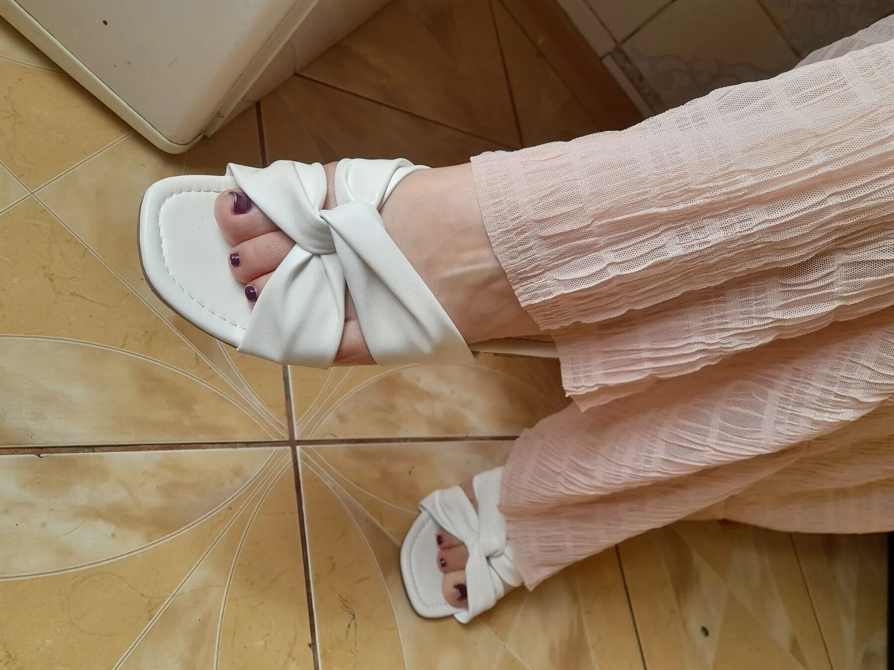 Sandals feet
