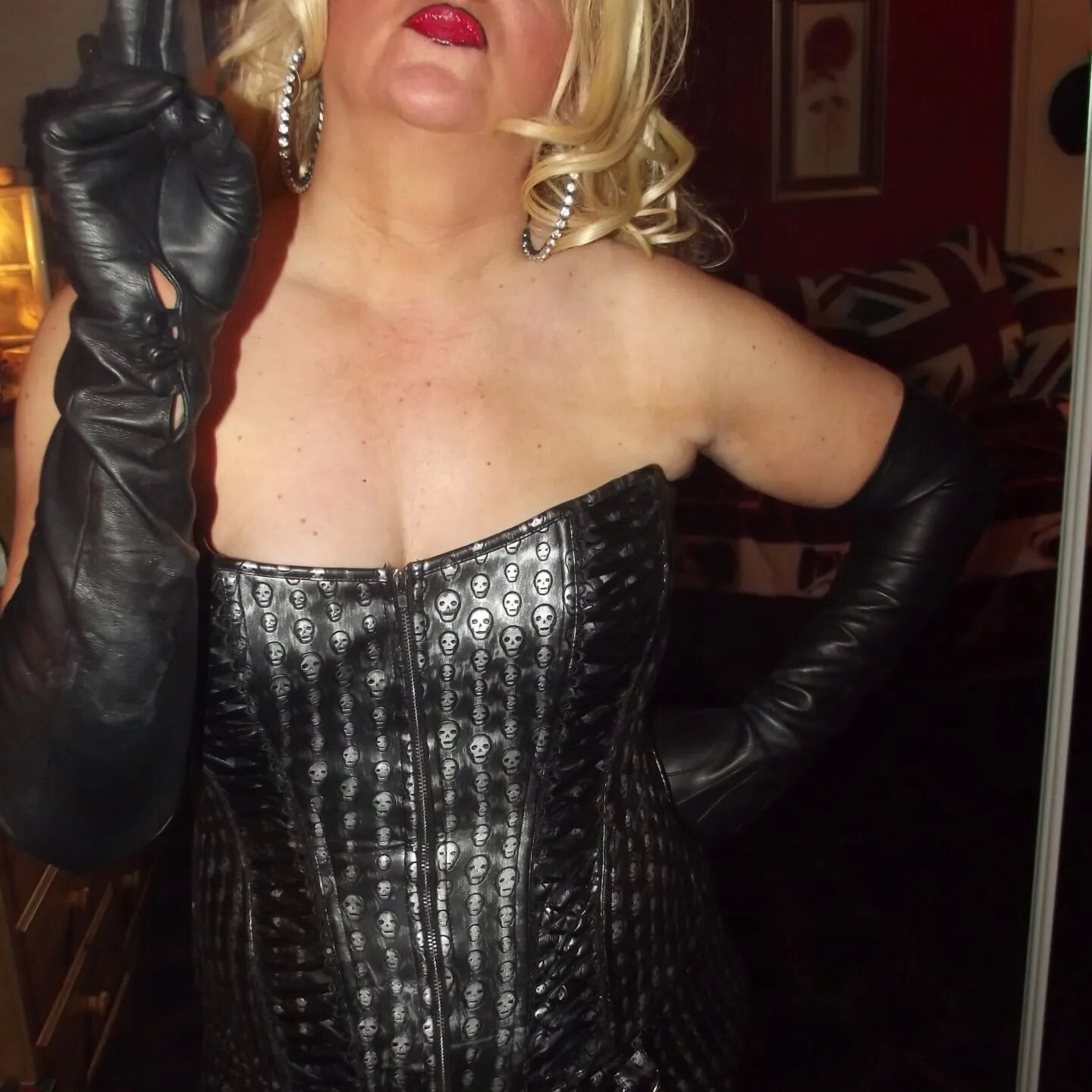SHIRLEY SLUT 149