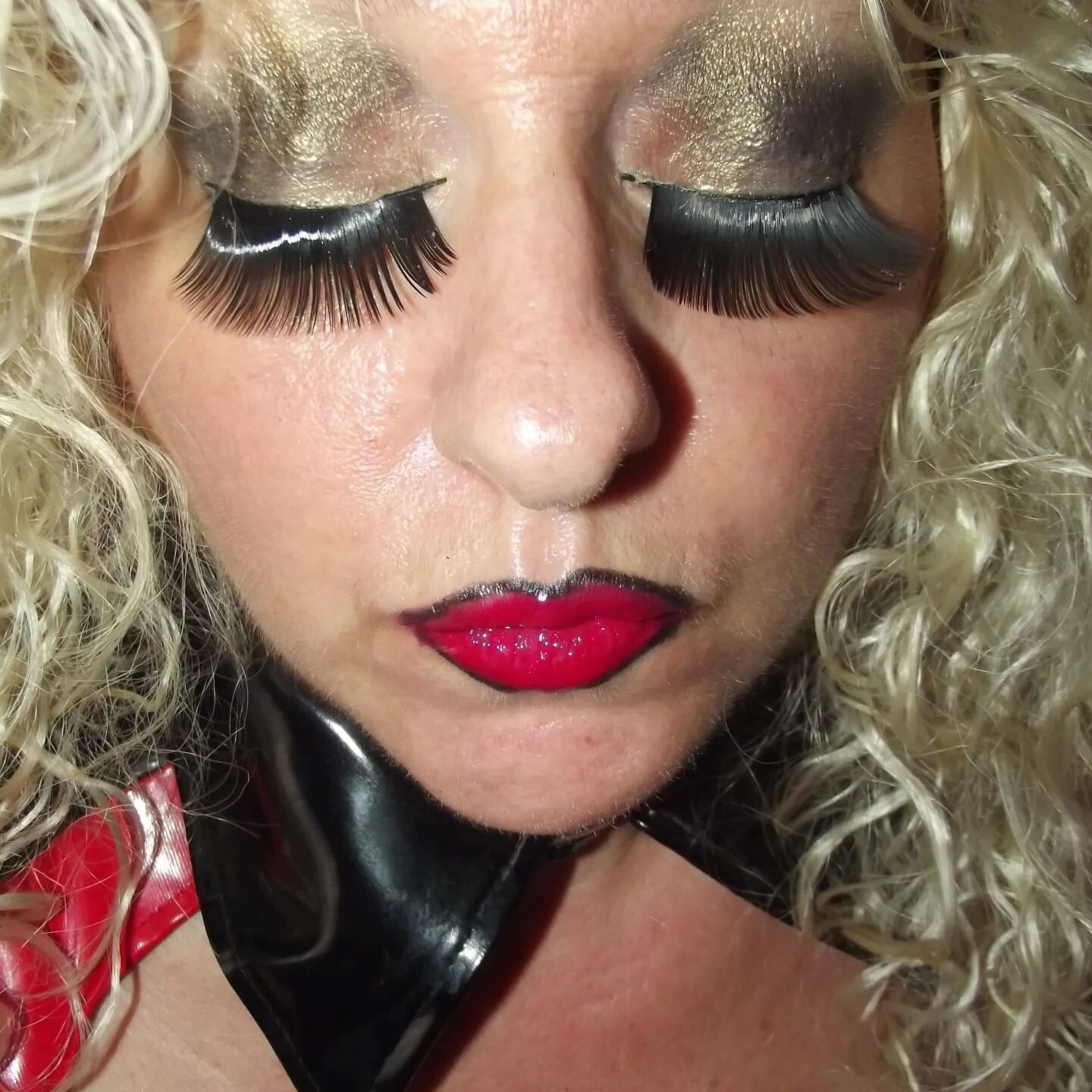 SHIRLEY SLUT 107