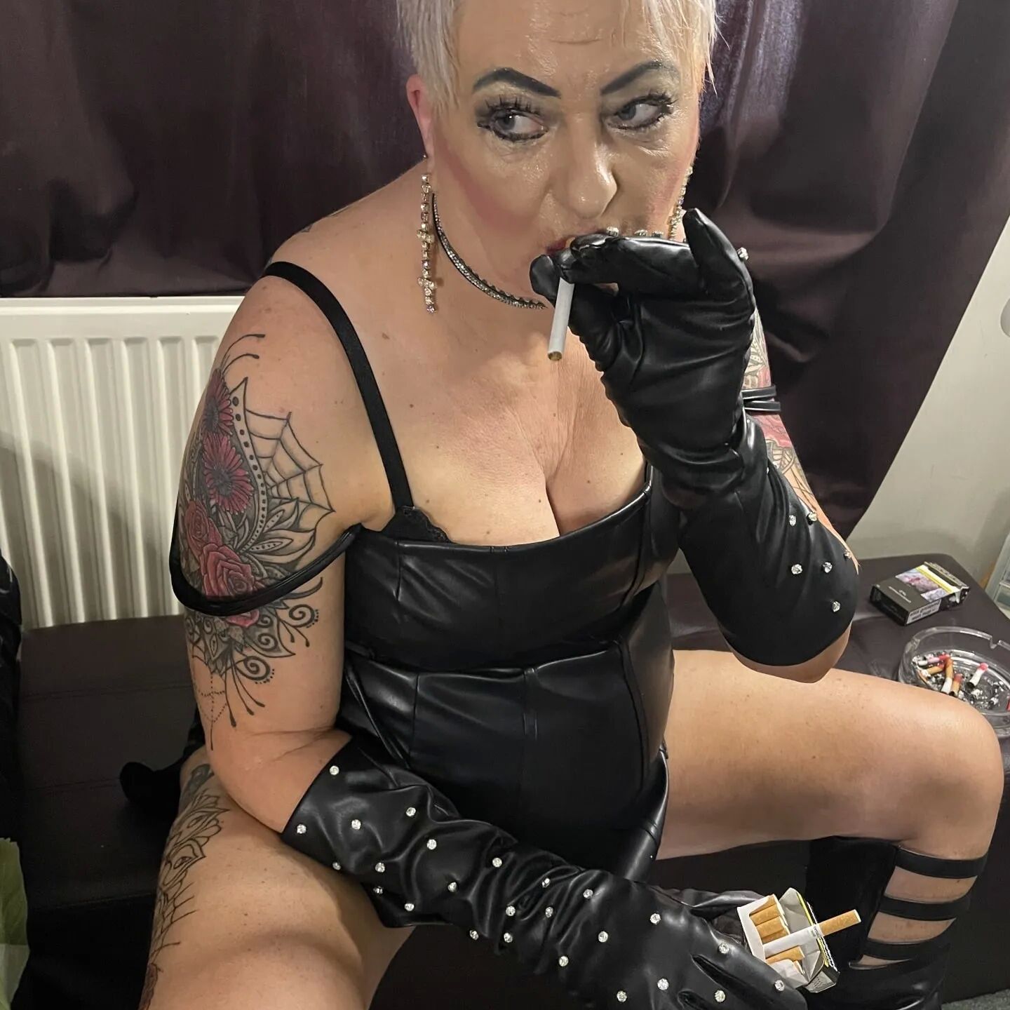 SHIRLEY I AM A WHORE WHO LOVES SMOKING FUCKING